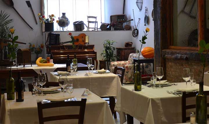 Agriturismo Affitto Camere Oltrepo Pavese Provincia di Pavia Nord Italia Lombardia